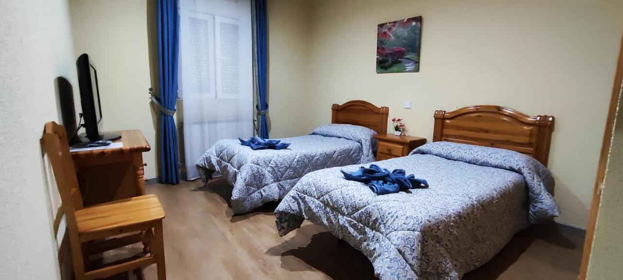 Hostal Hotel El Chato El Barraco Eksteriør billede
